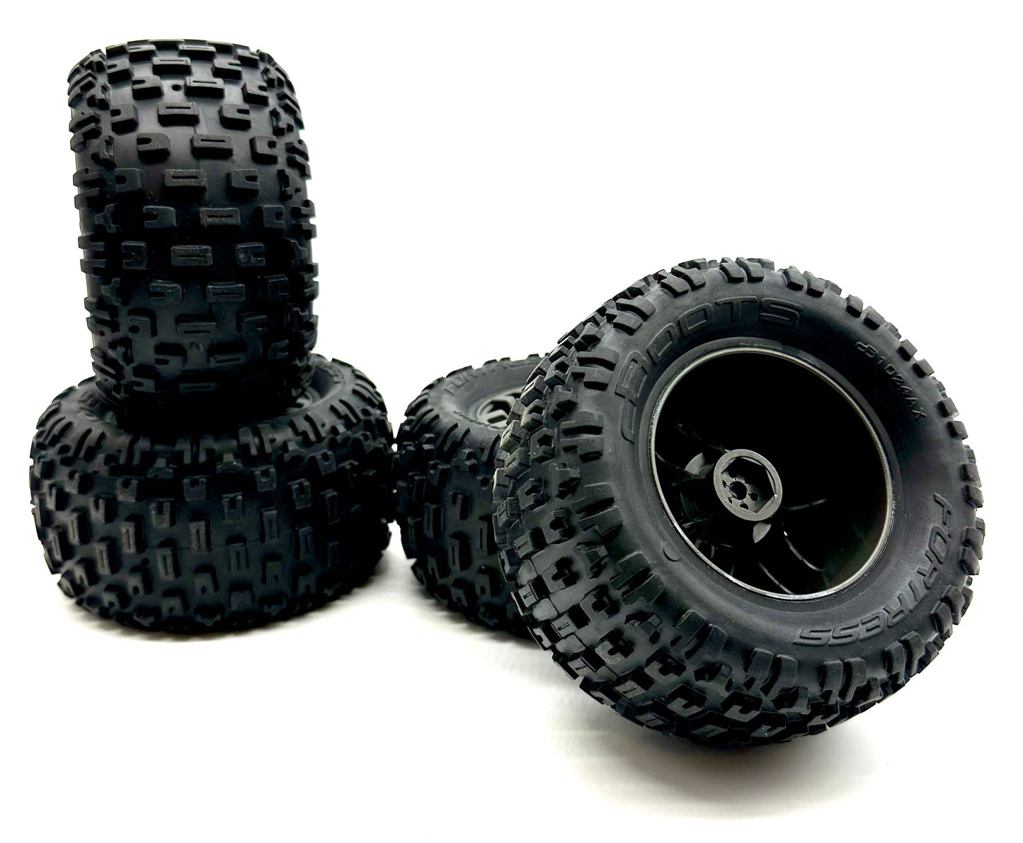 Arrma GRANITE 4x4 223s - TIRES & Wheels (DBOOTS 'FORTRESS MT' Tires ARA4302V4