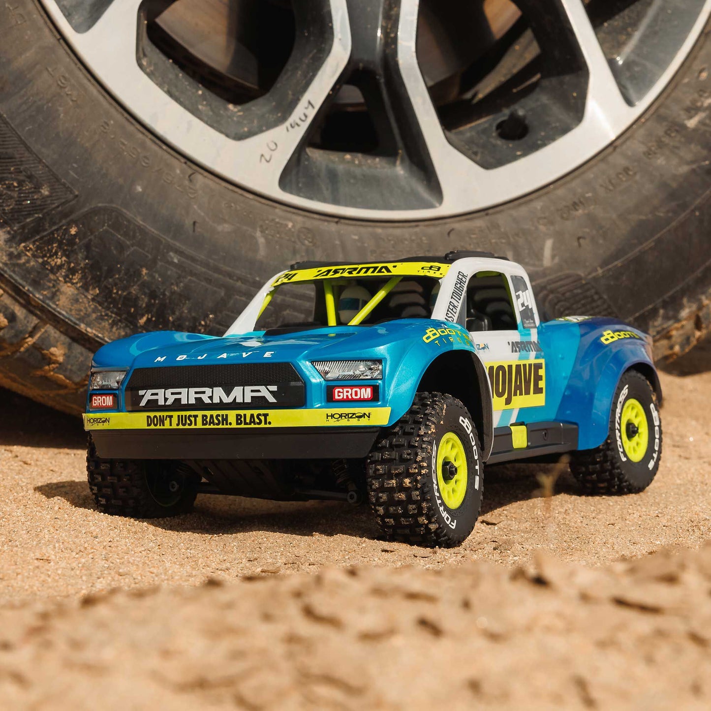 Arrma MOJAVE GROM 4x4 SMART Small Scale Desert Truck (Blue/White)