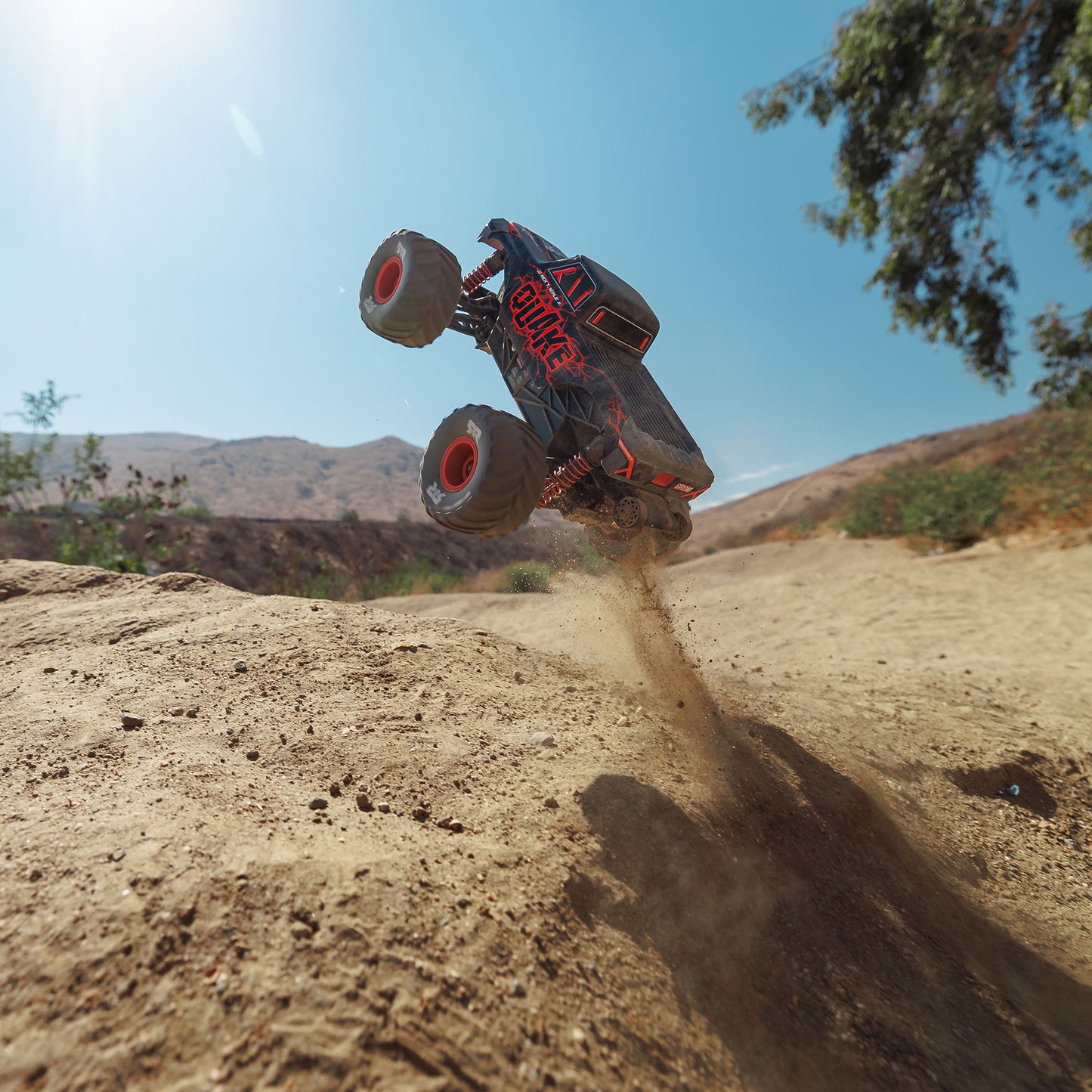 Arrma 1/16 QUAKE GROM 4X4 RTR Brushed Monster Truck (Battery & Charger Included), Red