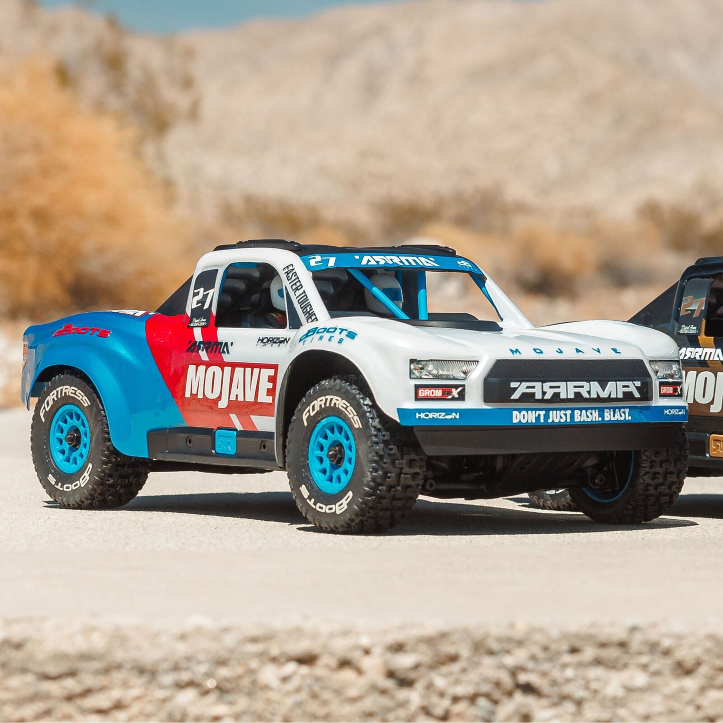 Arrma MOJAVE GROM 223S BLX Brushless 4X4 Small Scale Desert Truck RTR with Battery & Charger, White