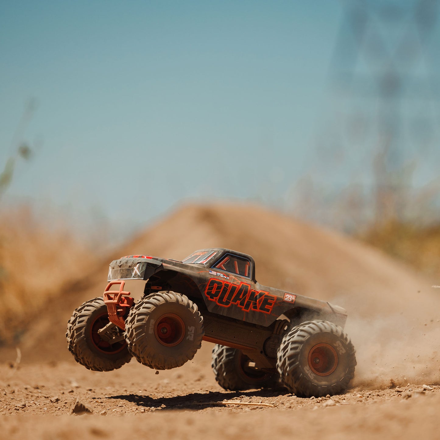 Arrma 1/10 QUAKE 223S 2WD RTR Brushless Monster Truck, Red