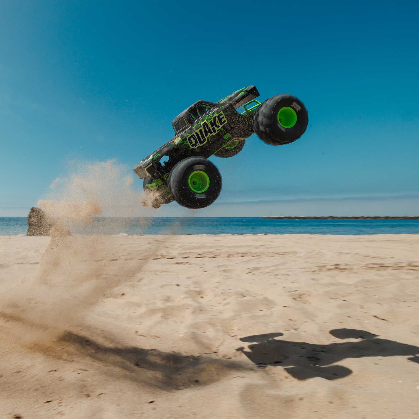 Arrma 1/10 QUAKE 223S 2WD RTR Brushless Monster Truck, Green