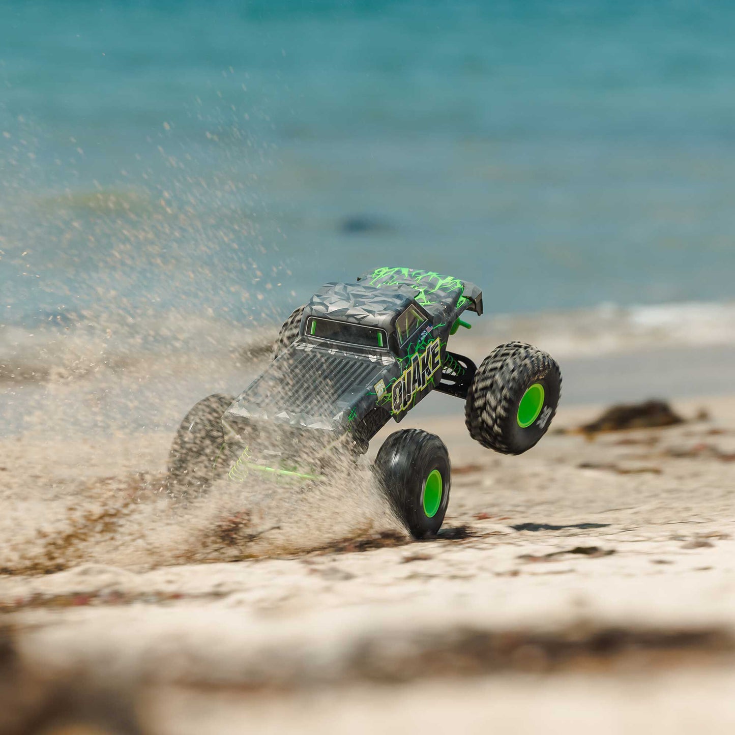 Arrma 1/10 QUAKE 223S 2WD RTR Brushless Monster Truck, Green