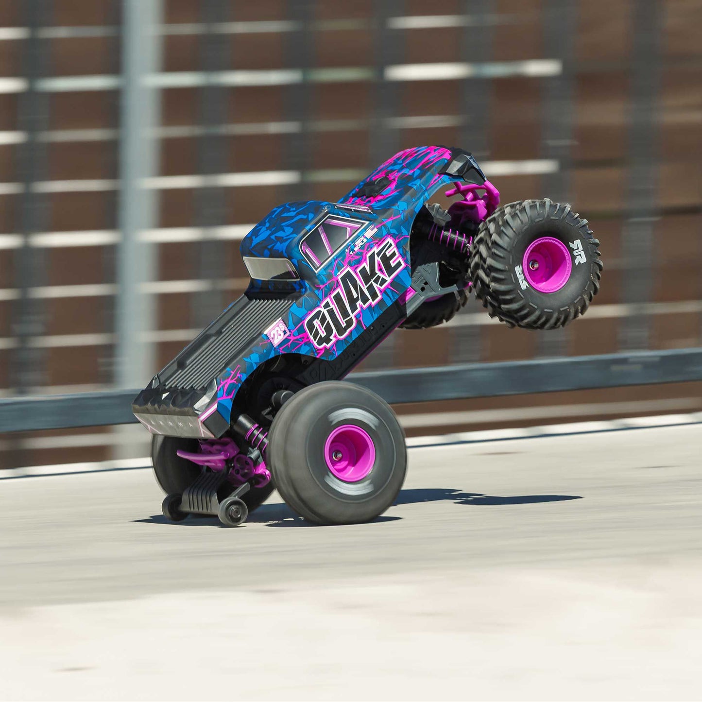 Arrma 1/10 QUAKE 223S 2WD RTR Brushless Monster Truck, Purple