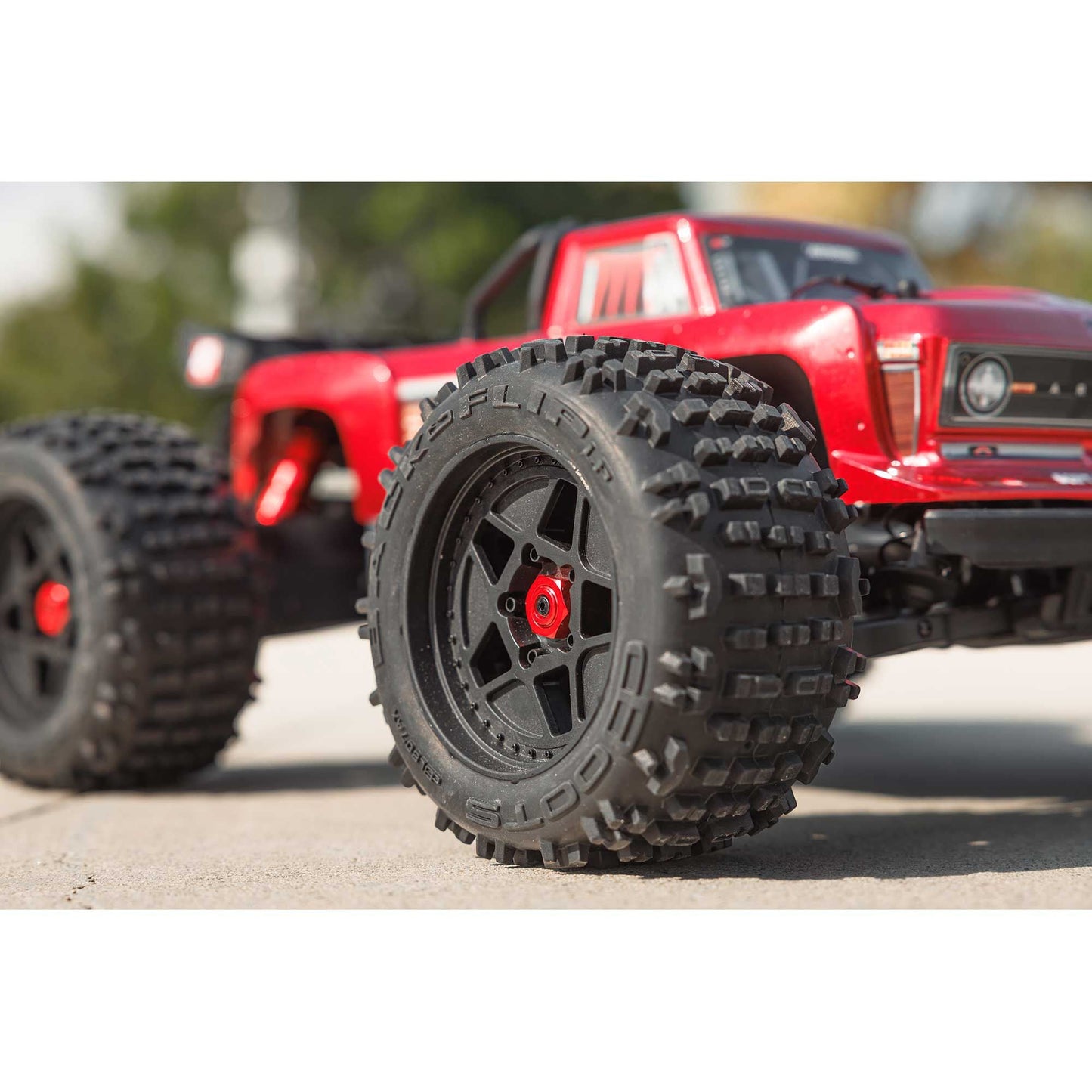 Arrma Outcast 4X4 4s brushless 1/10 4wd stunt truck red