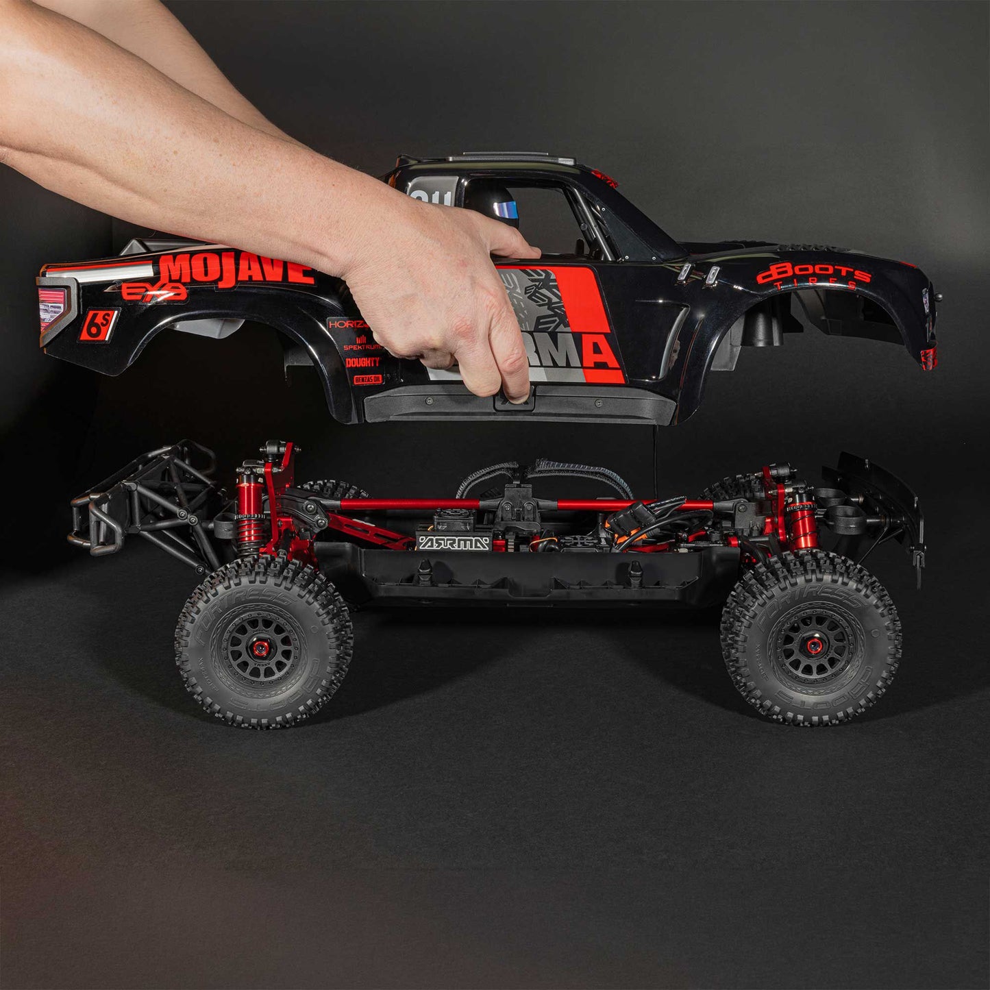 1/7 MOJAVE 6S EXB 4X4 RTR Brushless Desert Truck, Black