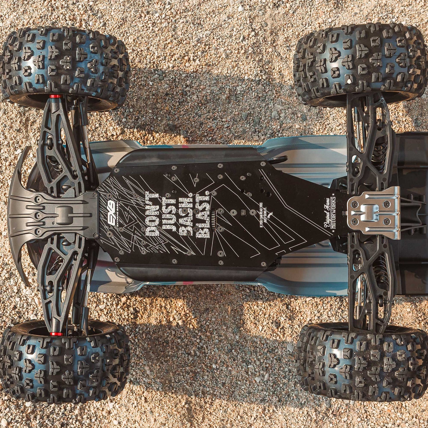 Arrma 1/8 KRATON 4X4 6S BLX BRUSHLESS V6 SPEED TRUCK RTR (Blue/Orange)