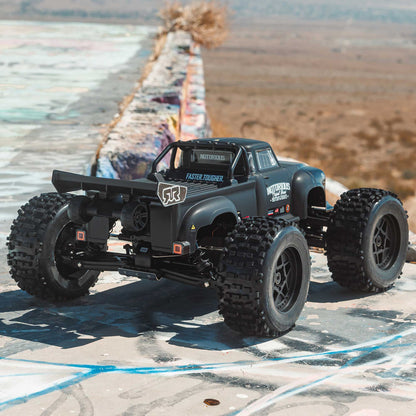 Arrma 1/8 NOTORIOUS 4X4 6S BLX BRUSHLESS V6 STUNT TRUCK RTR (Black)