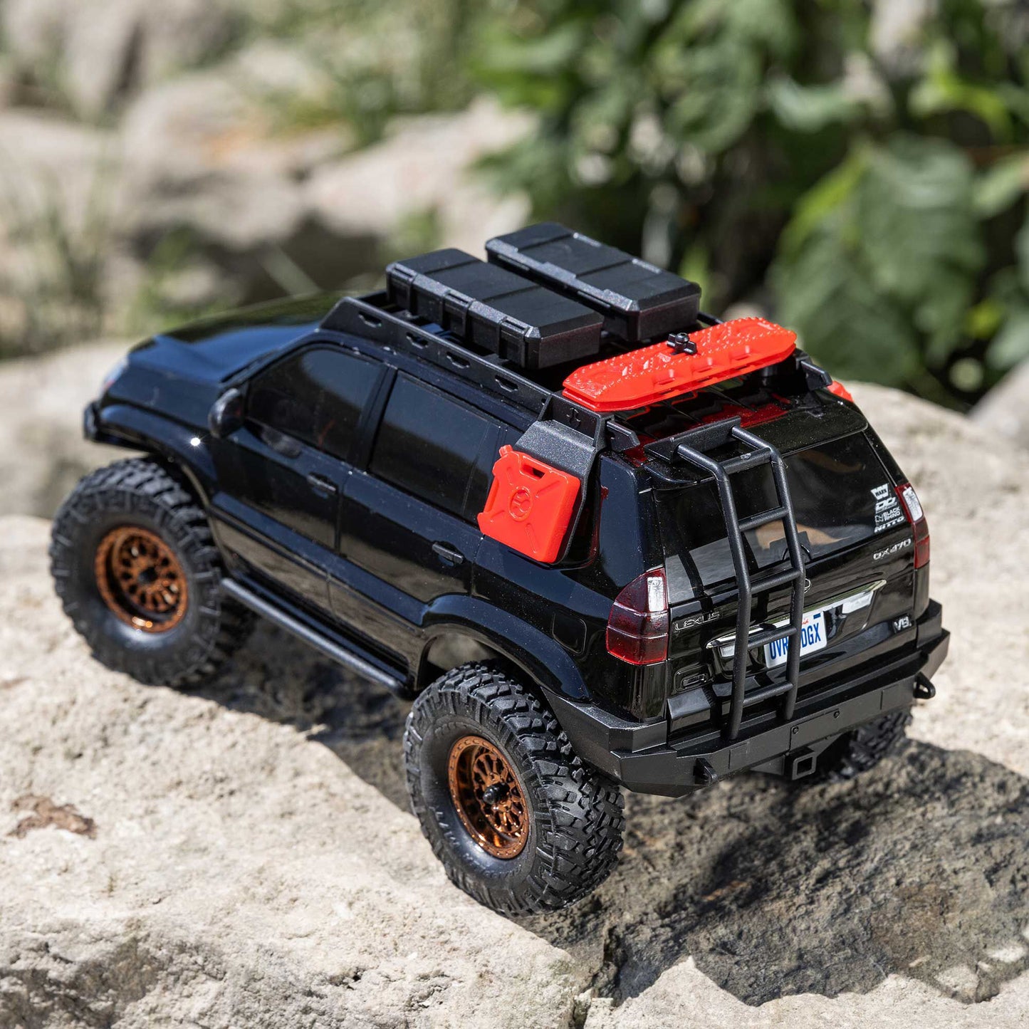 Axial 1/24 SCX24 Lexus GX 470 4X4 RTR Brushed Rock Crawler (Battery & Charger Included), Black