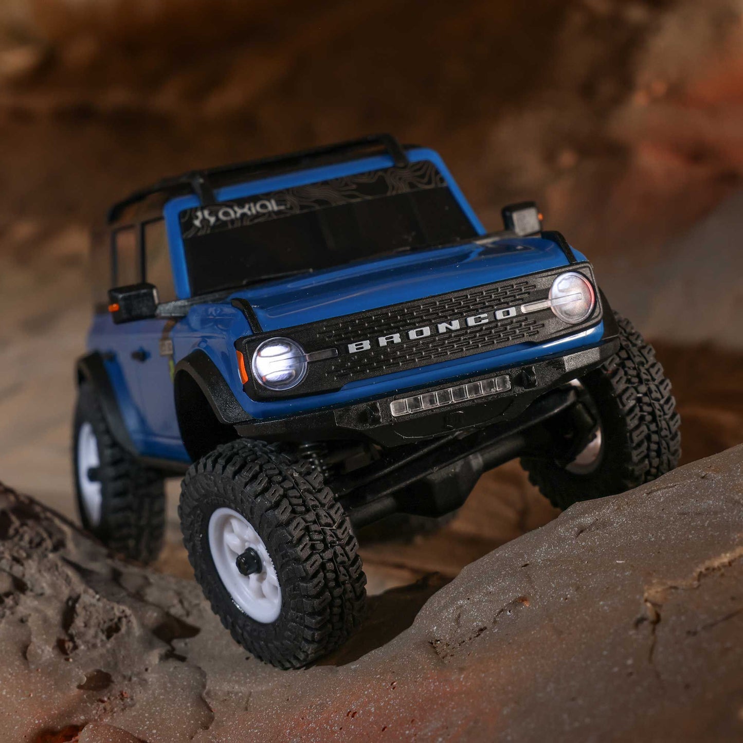 Axial 1/30 SCX30 Ford Bronco 4X4 RTR Brushed Rock Crawler (Battery & Charger Included), Blue