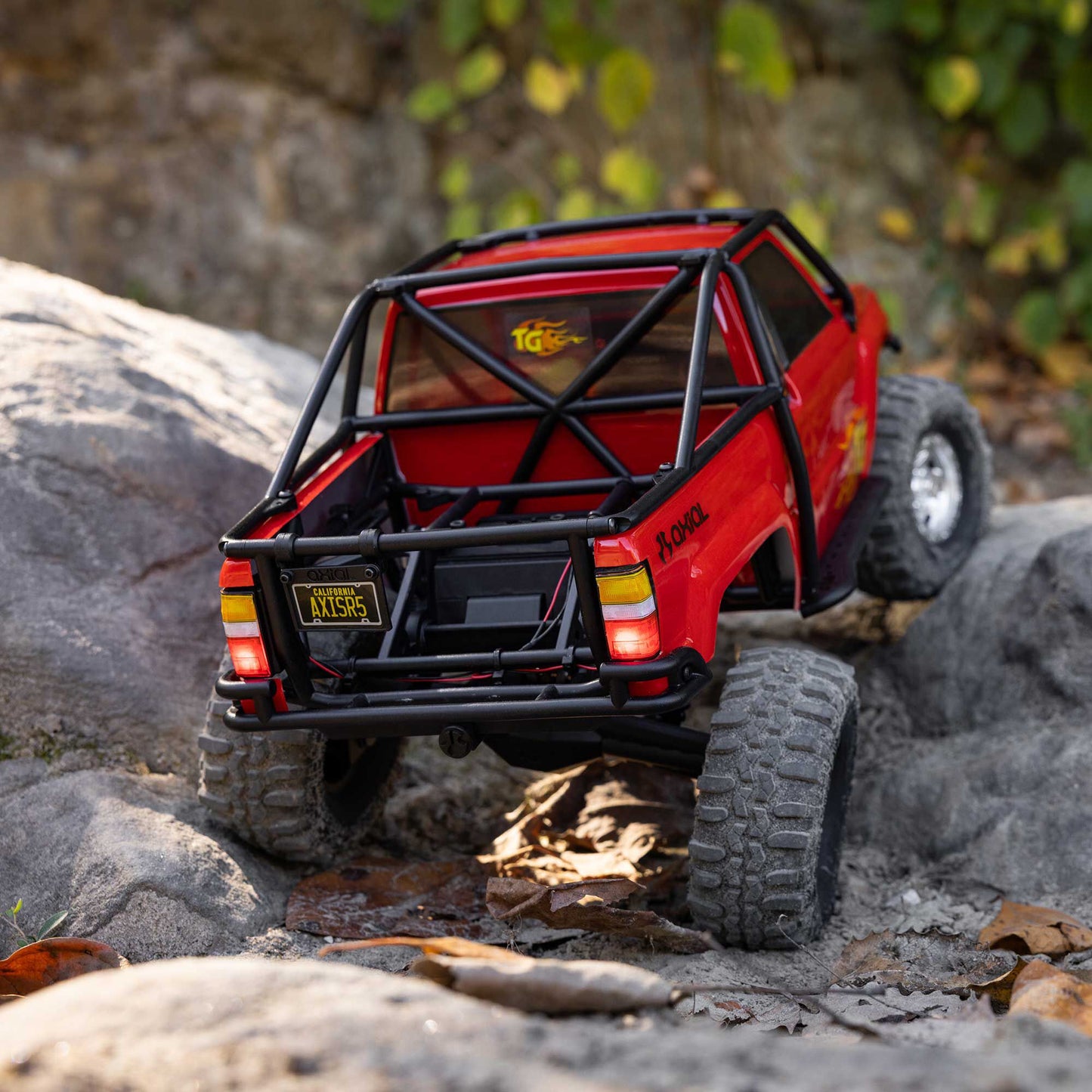 Axial 1/10 SCX10 III 1987 Toyota SR5 4X4 RTR Brushed Rock Crawler, Red