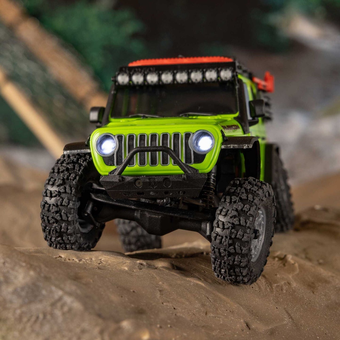 Axial Axial 1/30 SCX30 Jeep Wrangler JLU 4X4 RTR Brushed Rock Crawler, Green