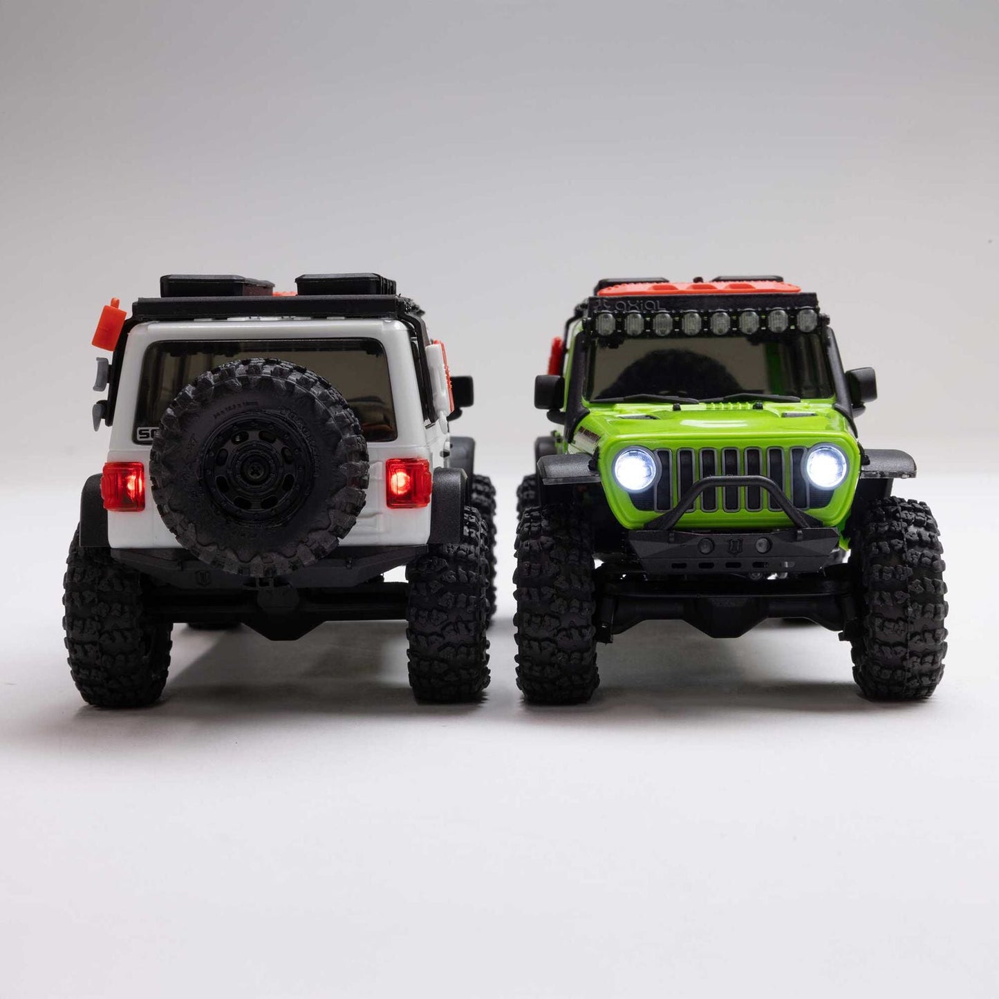 Axial Axial 1/30 SCX30 Jeep Wrangler JLU 4X4 RTR Brushed Rock Crawler, Green