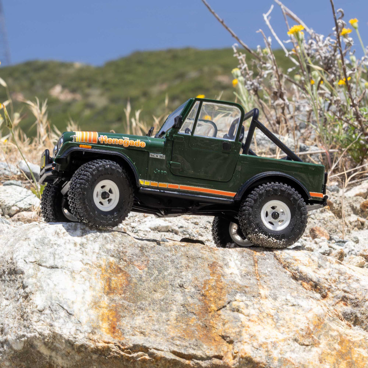 1/30 SCX30 Jeep CJ-7 Renegade 4X4 RTR Brushed Rock Crawler (Battery & Charger Included), Green