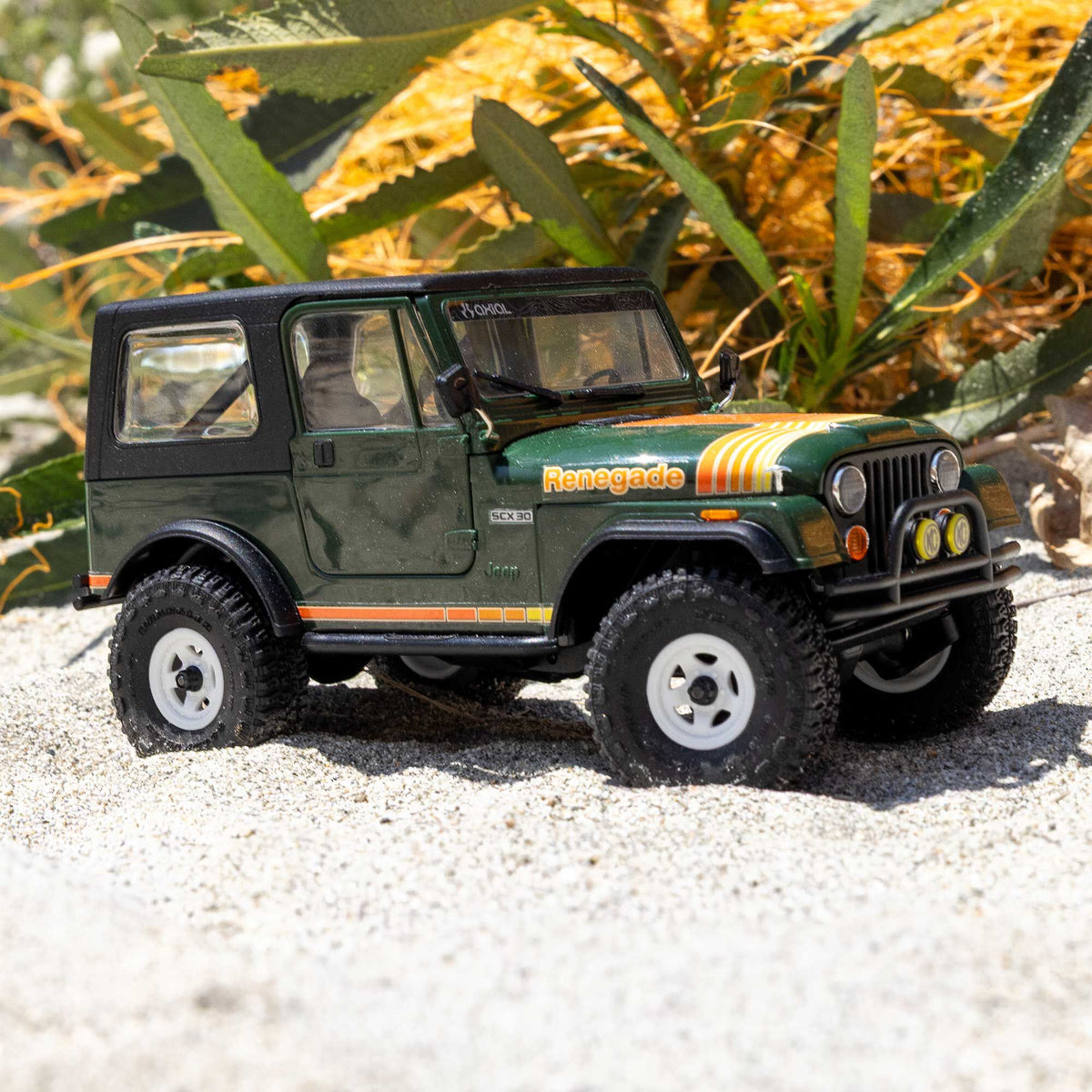 1/30 SCX30 Jeep CJ-7 Renegade 4X4 RTR Brushed Rock Crawler (Battery & Charger Included), Green