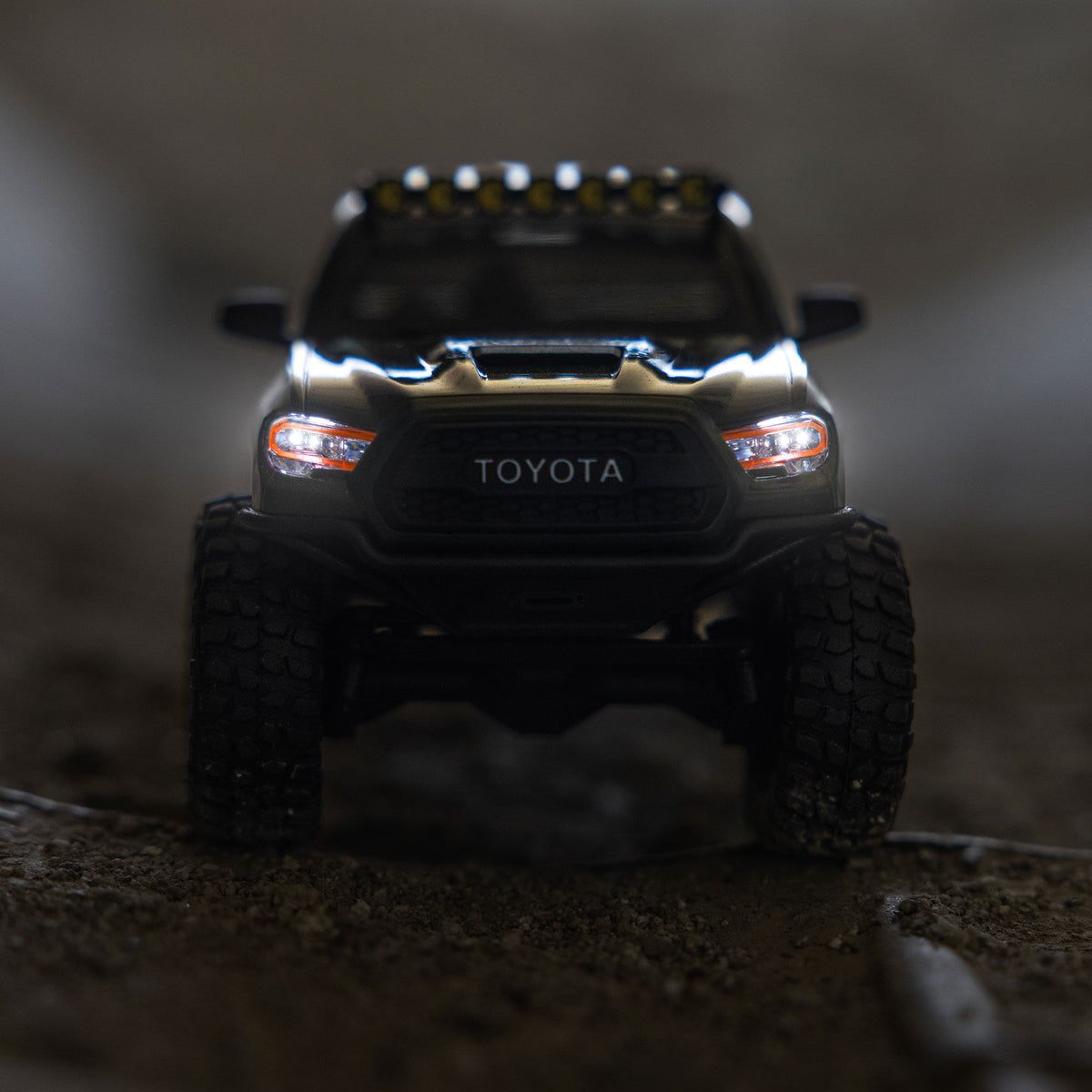Axial 1/30 SCX30 Toyota Tacoma TRD Pro Extreme Off-Road 4X4 RTR Brushed Rock Crawler (Battery & Charger Included), Green