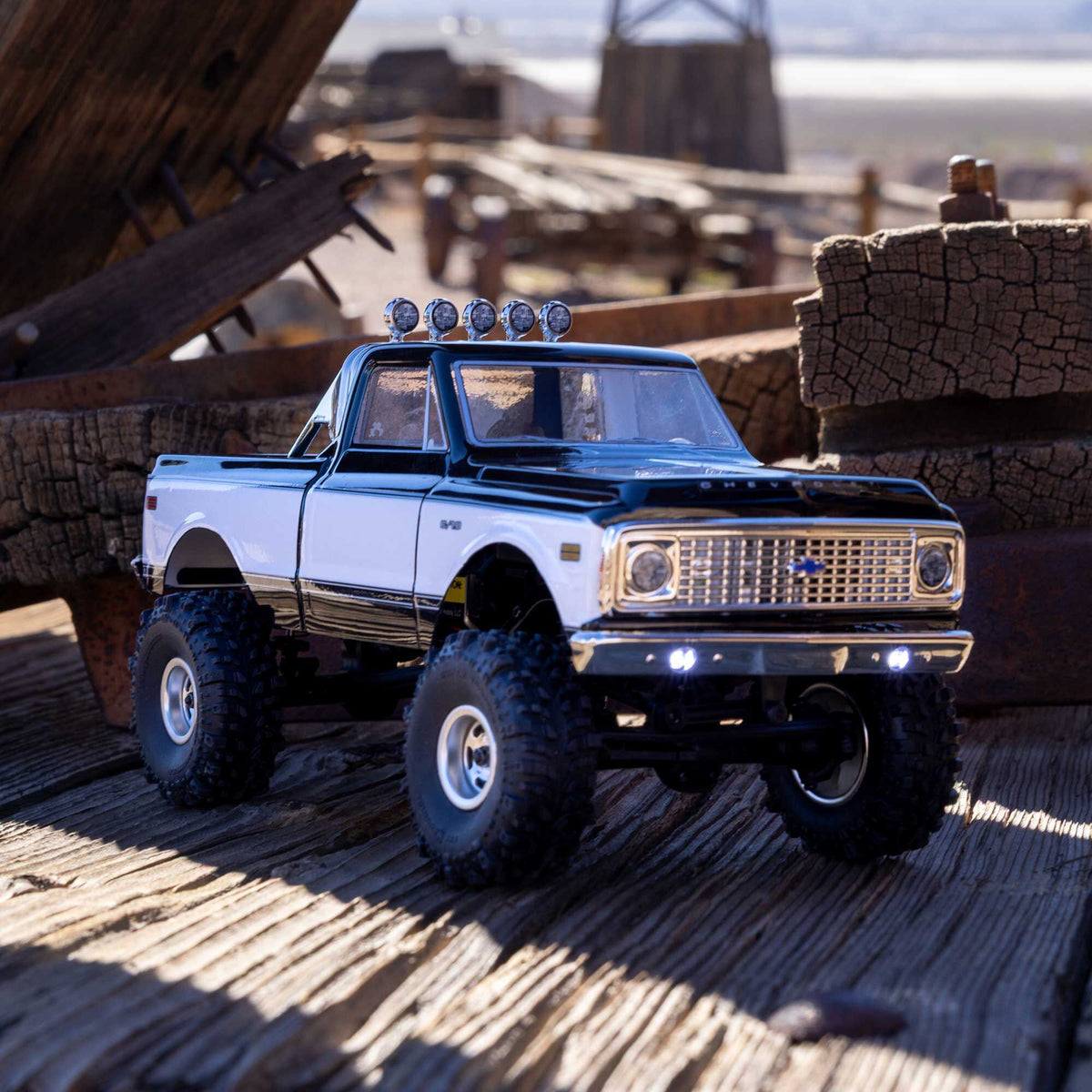 1/24 SCX24 1971 Chevrolet C10 4WD Truck RTR, Black