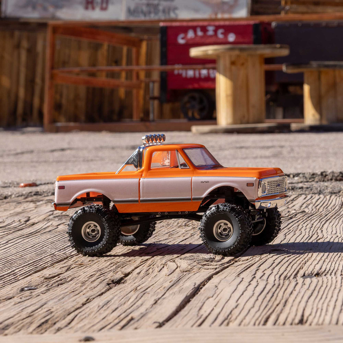 1/24 SCX24 1971 Chevrolet C10 4WD Truck RTR, Orange