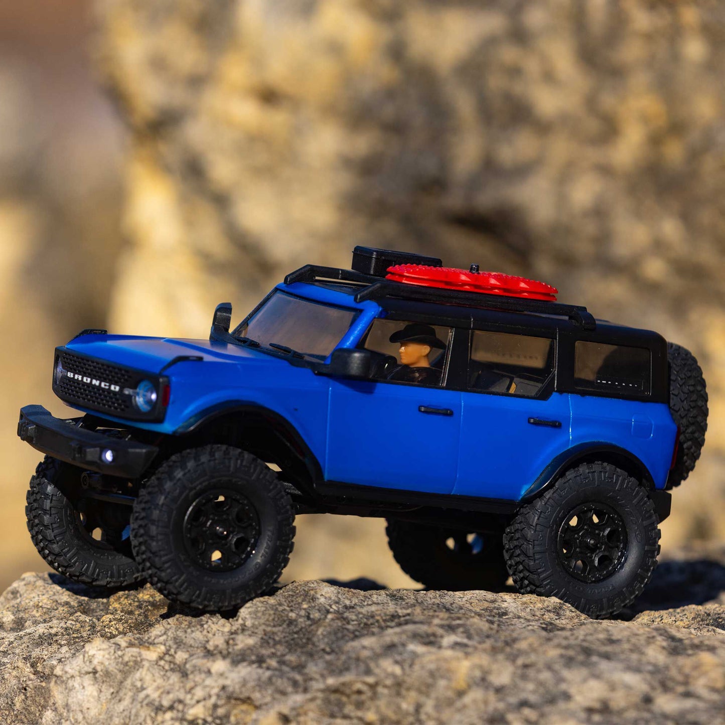 Axial 1/24 SCX24 2021 Ford Bronco 4WD Truck RTR, Blue