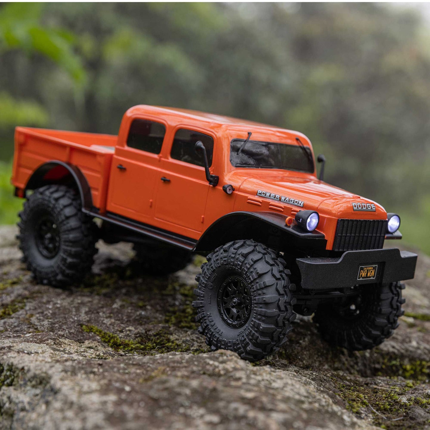 Axial SCX24 40's 4 Door Dodge Power Wagon, Orange:1/24 4WD-RTR