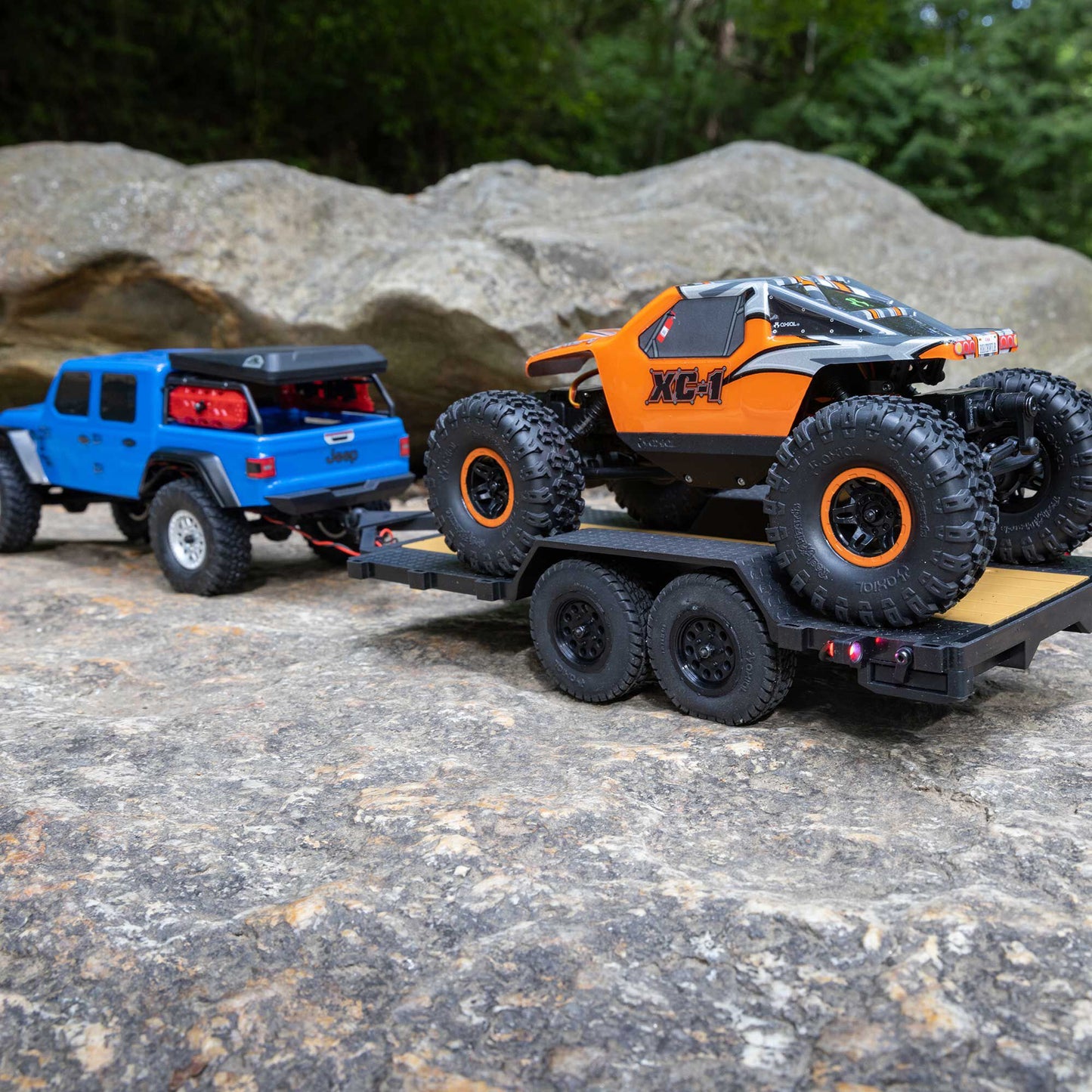 Axial SCX24 Flat Bed Vehicle Trailer with LED Taillights:1/24th