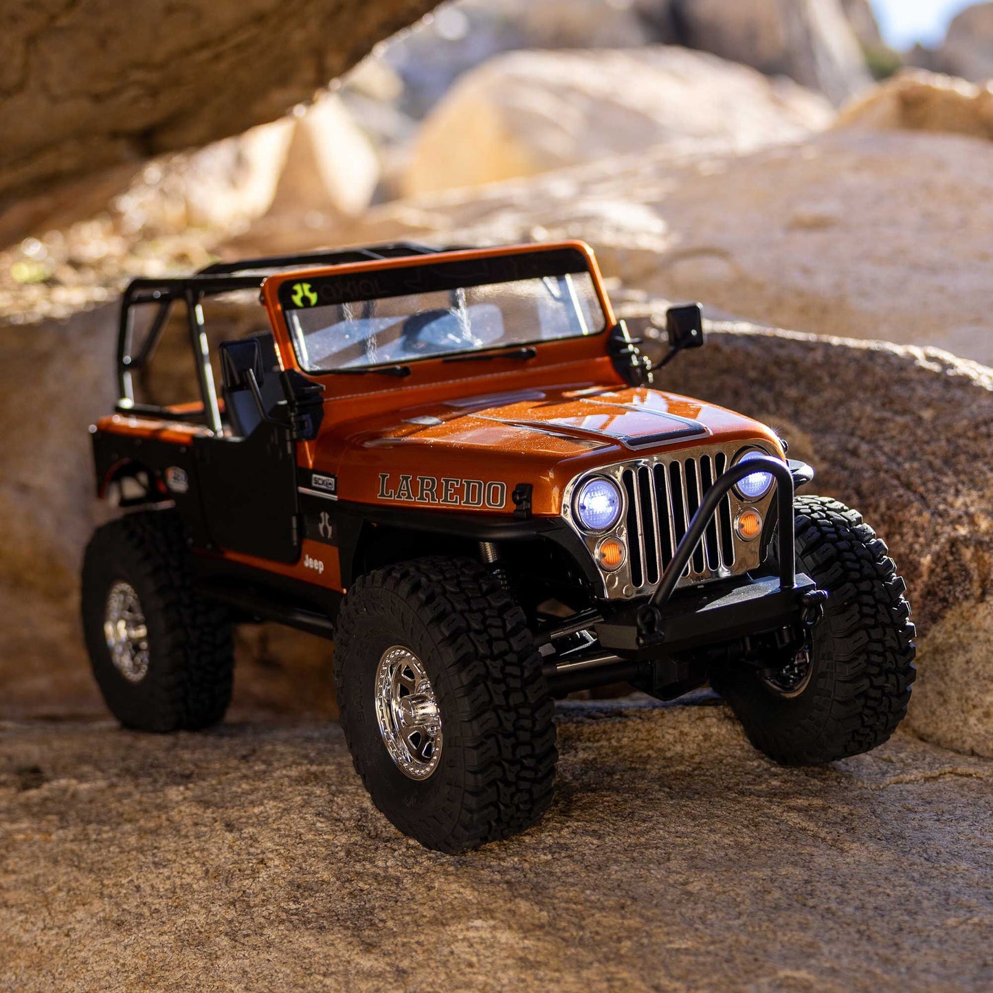 Axial 1/10 SCX10 III Jeep CJ-7 4X4 RTR Brushed Rock Crawler, Copper