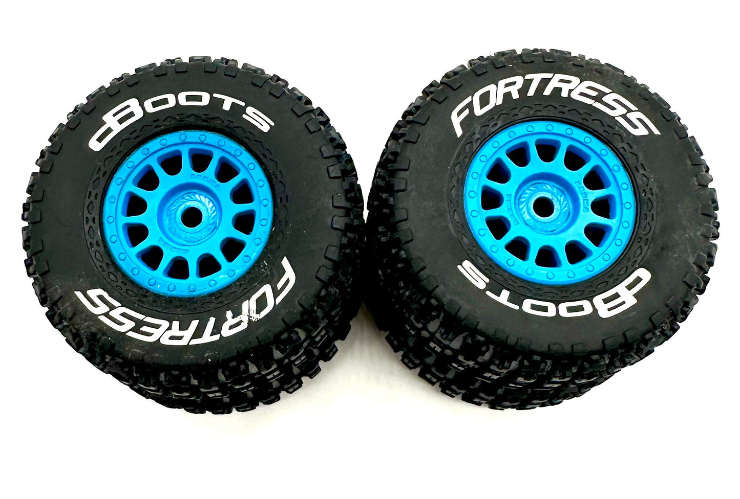 Arrma MOJAVE GROM BLX 223s - Wheels & Tires (BLUE set of 4) fortress dboots 4x4 ARA2304
