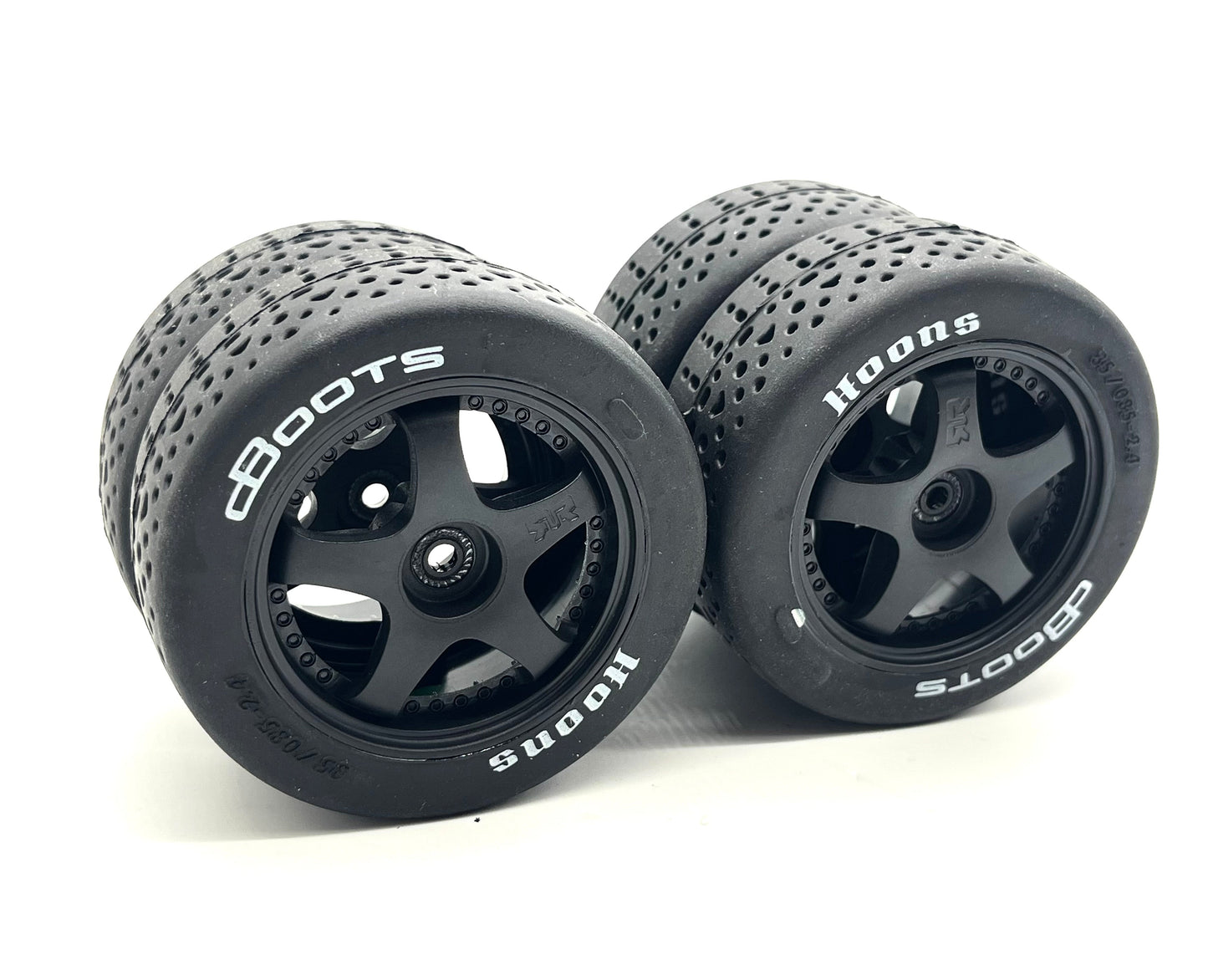 Arrma INFRACTION 4x4 223s BLX - TIRES & Wheels (dBoots Hoons tires and rims ARA4315V4