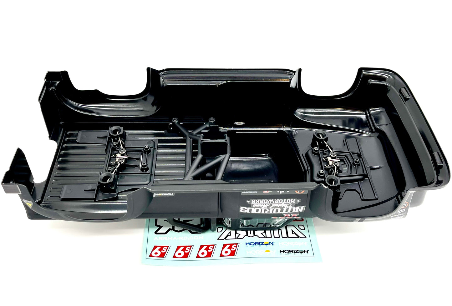 Arrma NOTORIOUS 6s V6 BLX - Body Shell (BLACK polycarbonate outcast cover ARA8611V6