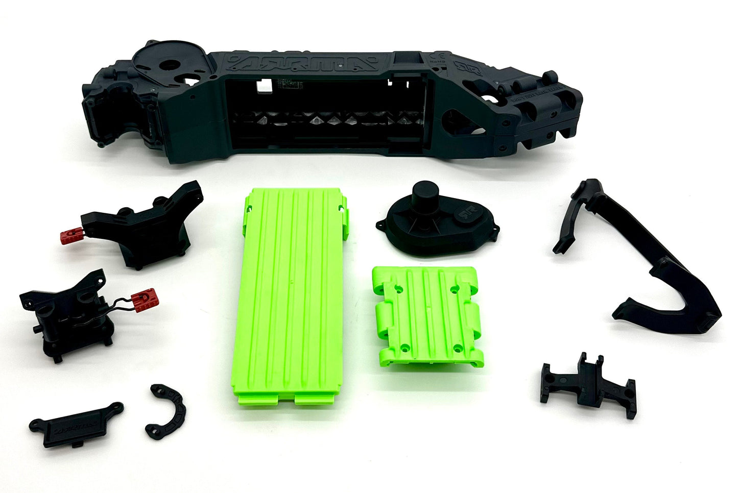 Arrma QUAKE 2wd - Chassis (Green LWB right left halves mega ARA3537