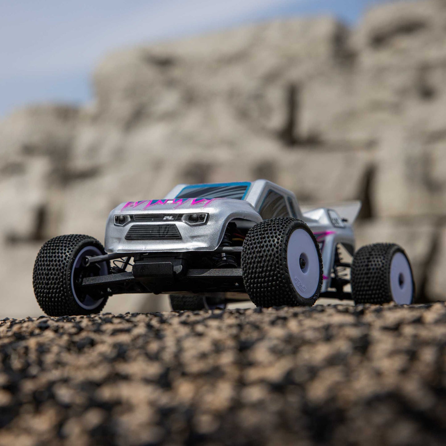 Micro-T 1/28 2WD Silver RTR