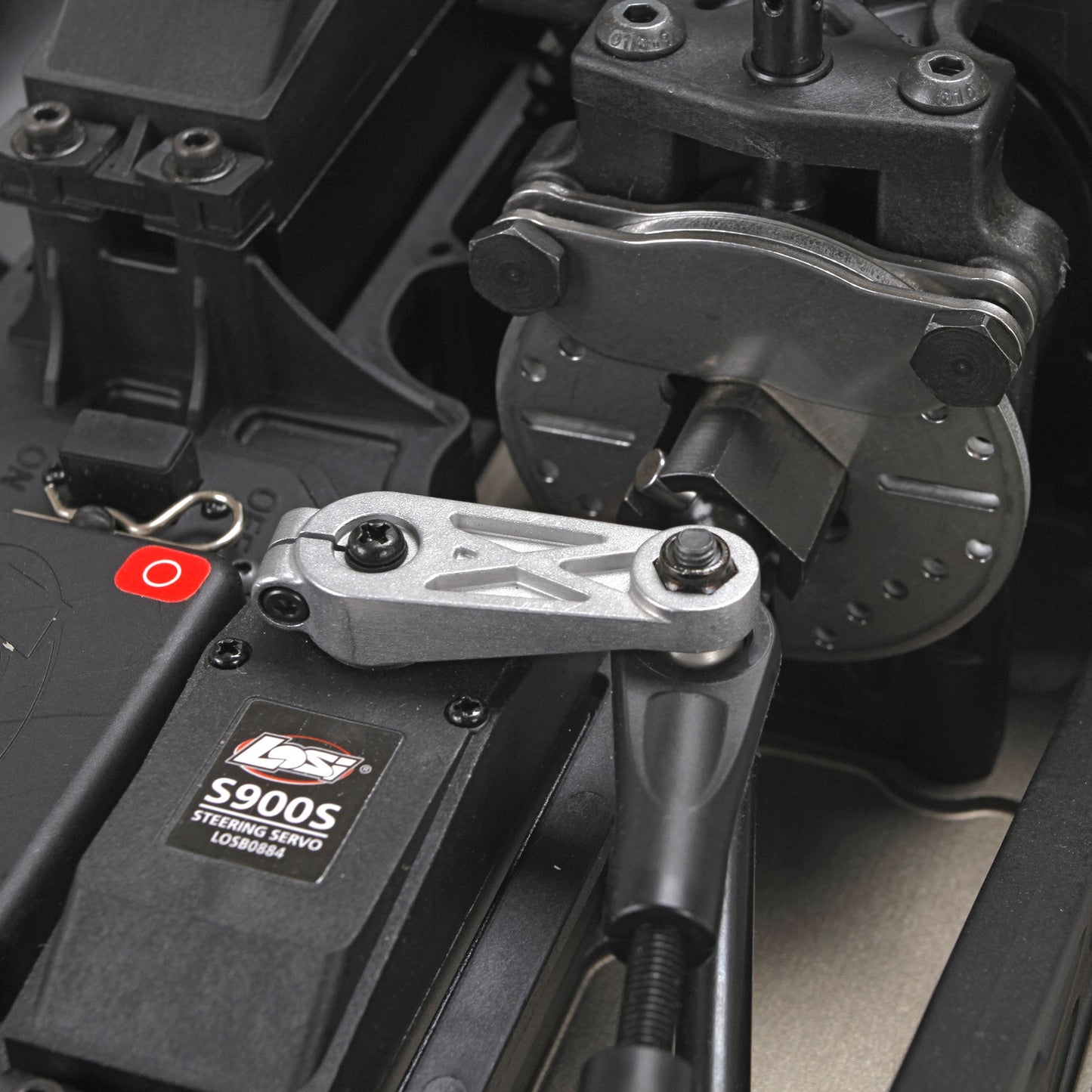 Losi 1/5 5IVE-T 4WD SCT RTR with AVC™ Technology