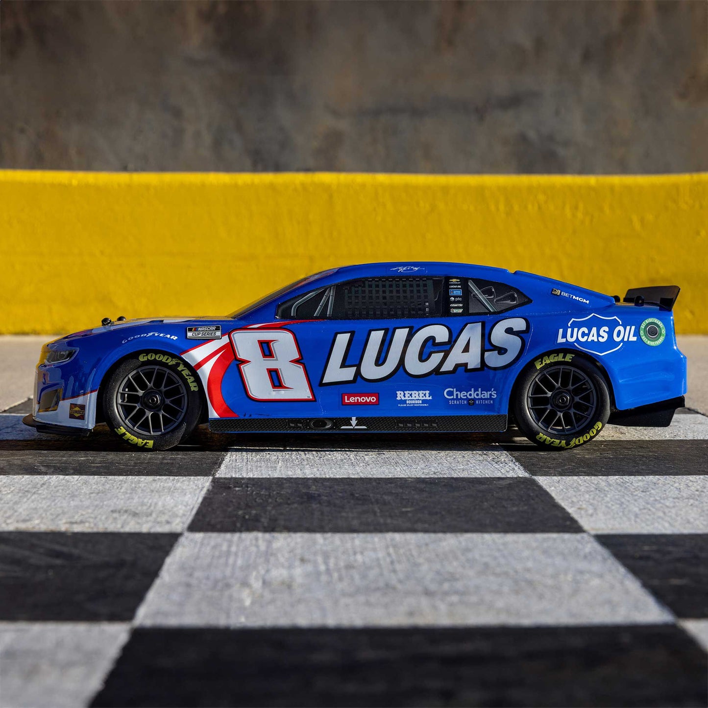 Losi 1/12 NASCAR RC Race Car Kyle Busch No. 8 2024 Lucas Oil Chevrolet ZL1 Camaro 2S AWD RTR Brushed On-Road (Battery & Charger Included), Blue