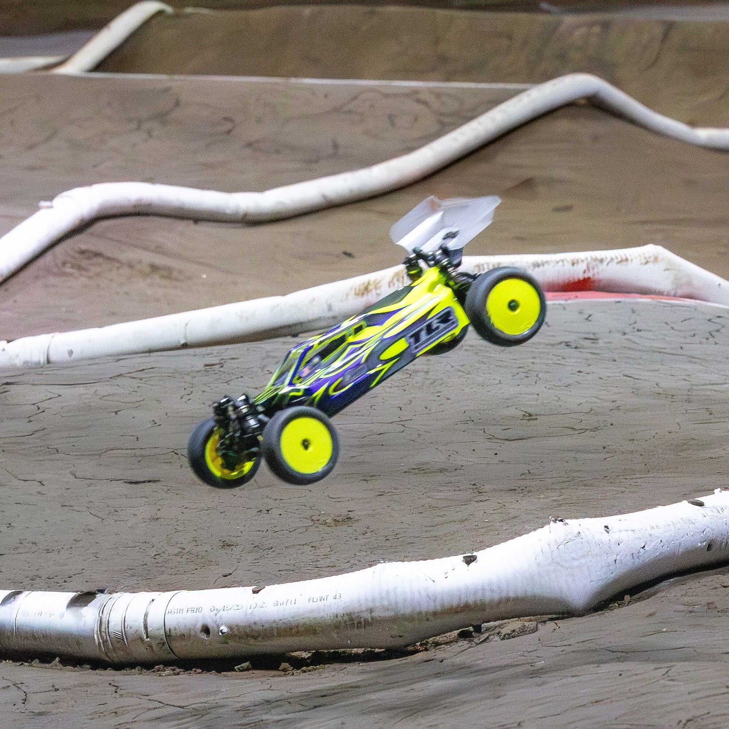 22X-4 2.0 DC Race Kit: 1/10 4WD Buggy