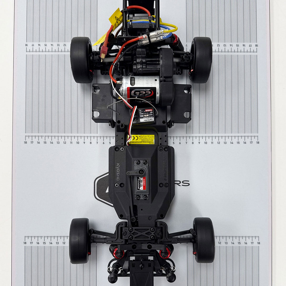 Racers Edge - 1/10, 1/8 Buggy & On Road Car Extra Lighweight Set Up Board