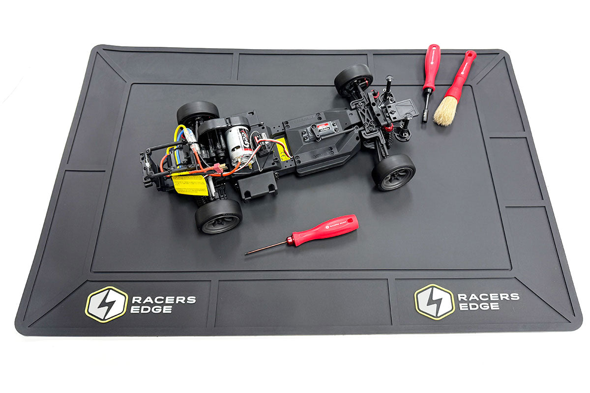 Racers Edge - Silicone Pit Mat (740x480x5mm) (29.15"x18.9"x0.2")