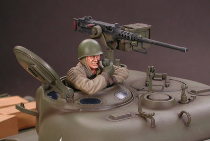 Tamiya - RC M4 Sherman 105mm Howitzer, Full-Option Kit